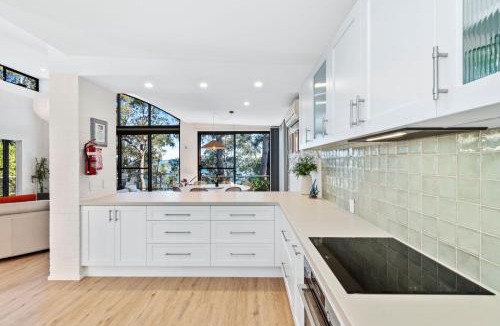 Long Beach House | Northcove Road Clifftop Living