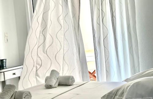 Parikia Apartment | Nostos Studios