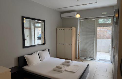 Sykies Apartment | Number 14