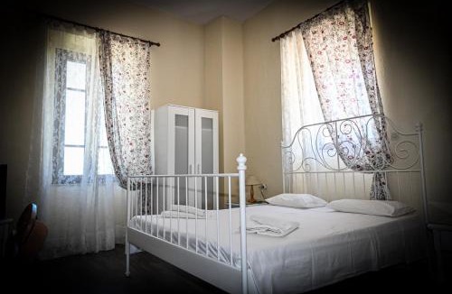 Salakos House | Nymph