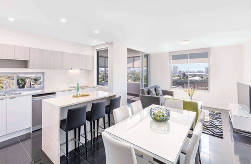 Woolloongabba Apartment | Oaks Brisbane Woolloongabba Suites