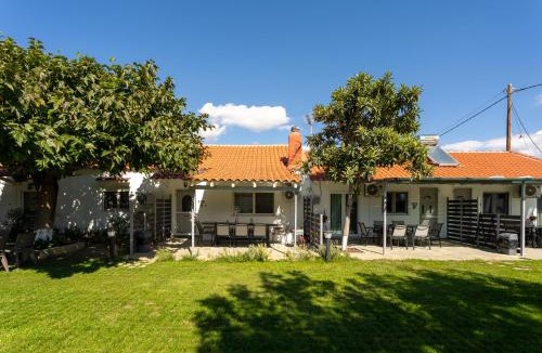 Topeiros House | Oasis Apartments Maggana Xanthi