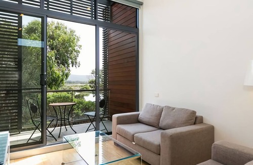 Aireys Inlet House | Ocean Bliss Apartments ID - AI200