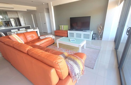 Huskisson House | Ocean Breeze Luxurious - Huskisson