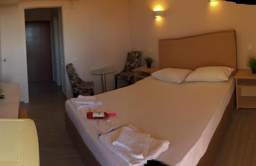 Katakolo Hotel | OCEAN-PACIFIC