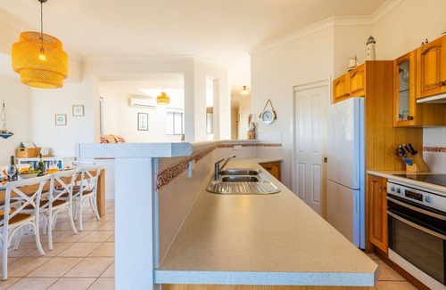 Fishermans Bay House | Ocean Views, 4 Ocean Street - Absolute Waterfront Retreat at Fishermans Bay