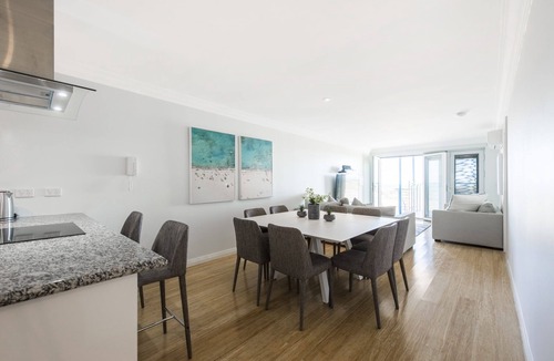 Lancelin House | Ocean Waves - Luxury beachside accommodation