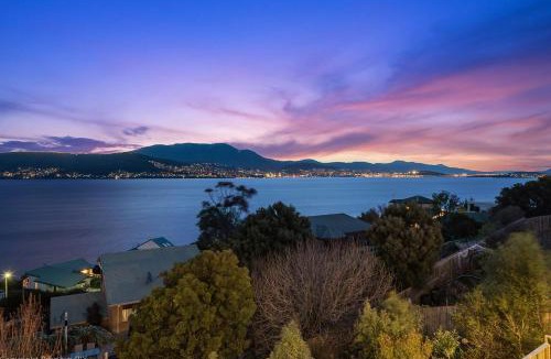 Tranmere House | Oceana Escape panoramic views luxury and space