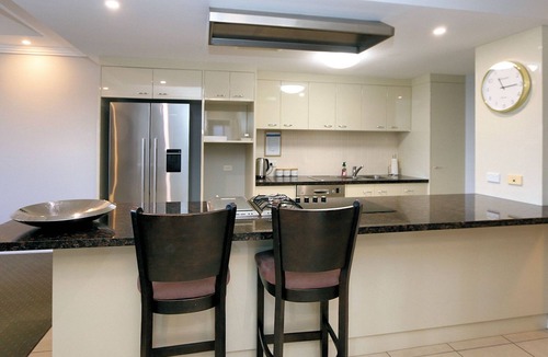 Bargara Apartment | Oceanfront Getaway: Your Perfect Beach side Retreat