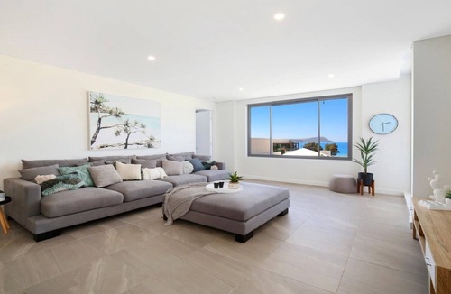 Terrigal Apartment | OCEANS EDGE #7 | Accom Holidays