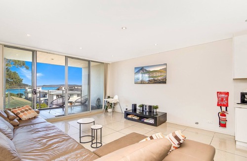 Ettalong Beach Apartment | OCEANVIEW HAVEN - ETTALONG BEACH