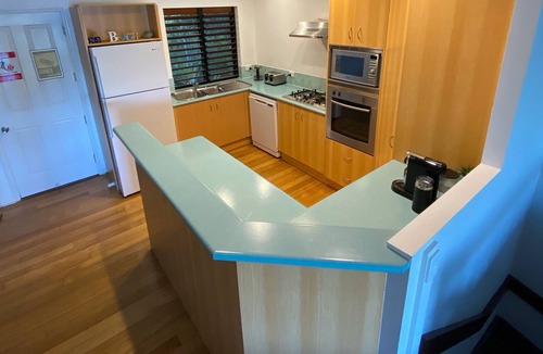 Hamilton Island Apartment | Oceanview’s with Buggy & Transfers by Compass 10