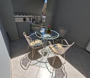 Dafni-Ymittos Apartment | Odysseus Apartment