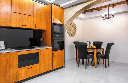 Rhodes Old Town House | Odysseus Luxury House
