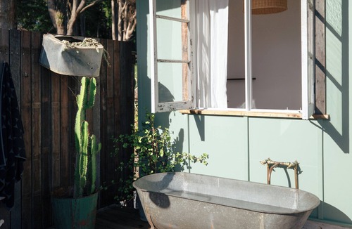 Coopers Shoot Cabin | Off-grid Tiny Home in Byron Bay’s Hinterland