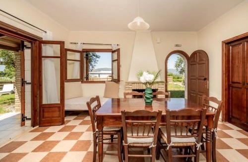 Zakynthos Town House | Oliva Cottage - Ideal for Families Close to Zakynthos Town