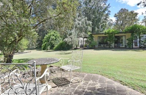 Pokolbin Cabin | Olive Grove 1 Studio with share pool in Central Vineyards