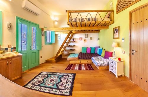 Firostefani House | Olive Leaf Houses