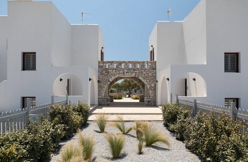 Agia Anna Villa | Olives Naxian Villa, private Pool, by NaxosVibe