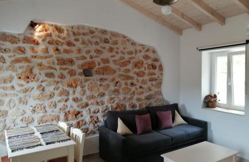 Liapades House | Oliveways