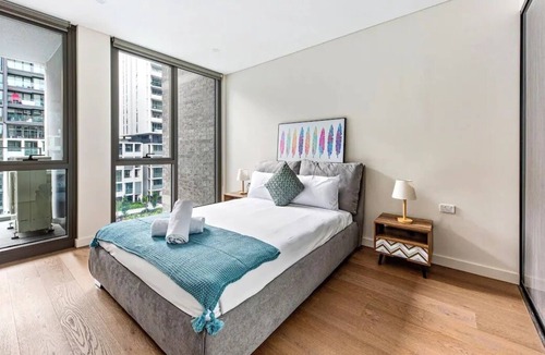 Lidcombe Apartment | Olympic Park 1 Bed Apt | MHS