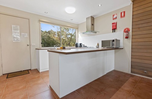 Forge Creek House | Omeo - Waterfront Retreat: Secluded lodges perfect for nature lovers