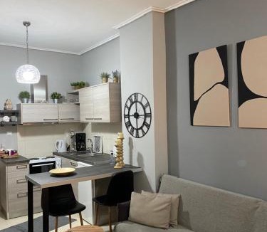 Kalamata Apartment | on the square studio