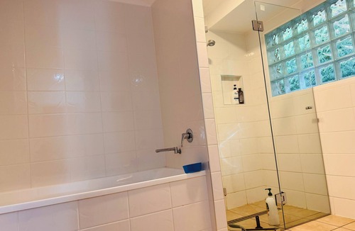 Tanah Merah House | one bedroom in an acreage property in proximity 2all amenities/shopping center!