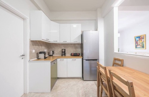 Platia Viktorias Apartment | One Paradise 7