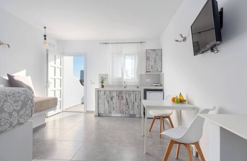 Glastros Apartment | One-room apartment for 3 people, with private