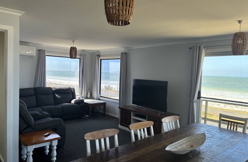 Port Macdonnell House | One Sea Parade Port Macdonnell