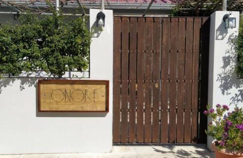 Lixouri House | Onore