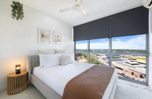 Darwin City Centre Apartment | 'Opal of Darwin' Breezy Living Atop Blue Horizons