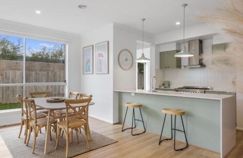 Warrnambool House | Opal Villa