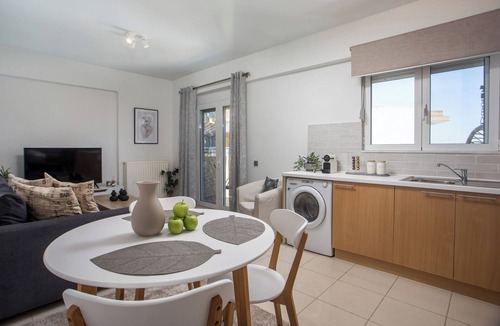 Petaloudes Apartment | Ophelia Living