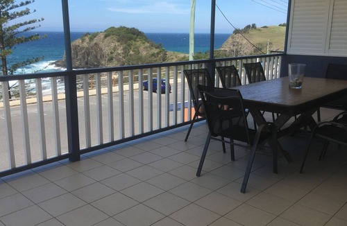 Scotts Head House | Opposite Little Beach - Amazing Views of Pacific Ocean! WiFi
