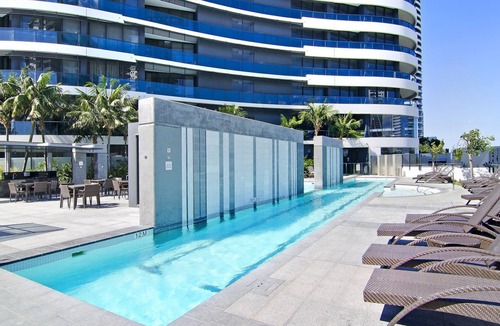 Broadbeach Apartment | Oracle 3 BRM Skyhomes /Sub Penthouses