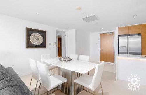 Broadbeach Apartment | Oracle Resort Broadbeach - 4 Bedroom Sub Penthouse Ocean View Apartment - QSTAY