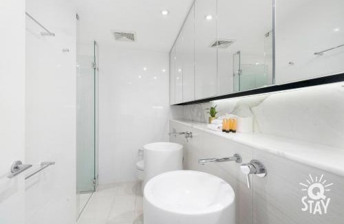 Broadbeach Apartment | Oracle Resort Broadbeach - 4 Bedroom Sub Penthouse Ocean View Apartment - QSTAY
