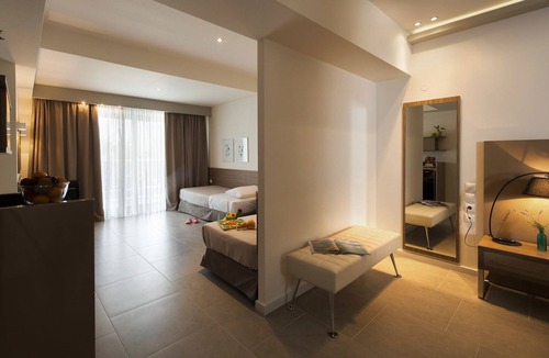 Haniotis Hotel | Ostria Sea Side Hotel