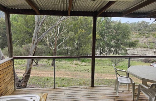 Sofala Cabin | Our River Cabin surrounded by peaceful bushland is the perfect little getaway