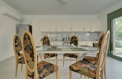 Plomari House | Ouzo Stone House2 with Private Pool and Parking