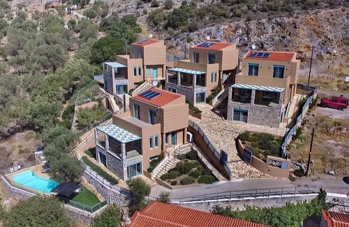 Plomari Villa | Ouzo Villas 2, Accessible 3BR villa at Ag. Isidoros, Plomari, Lesvos