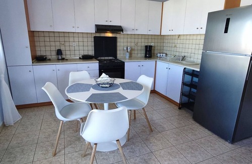 Nea Fokaia Apartment | Overlooking the tower