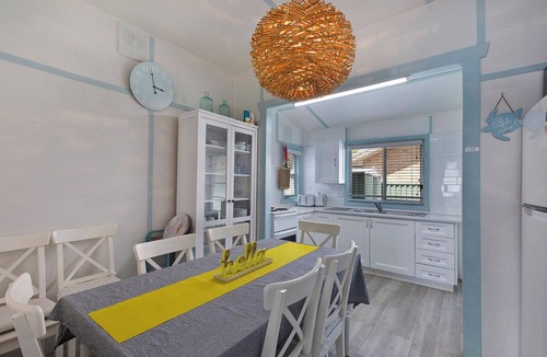 Long Jetty Apartment | Pacific Family Retreat
