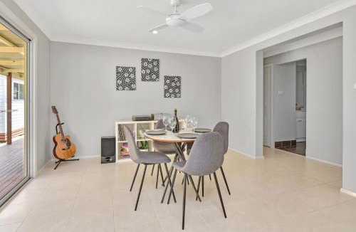 Cessnock City Council House | Paikium Off the grid in Laguna Haven A 100Acre Oasis of Sustainable Ser