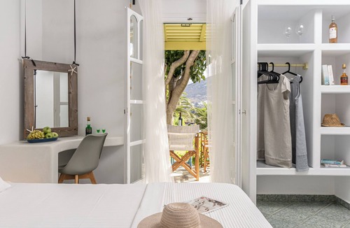 Naxos House | Palatiana Agriturismo Philoxenia Cottages Retreat