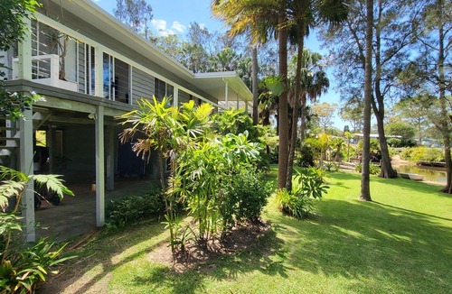 Umina Beach Apartment | Palm Cove Retreat - Downstairs