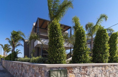 Petaloudes Apartment | Palmeral Luxury Suites - Plumeria Ground Floor