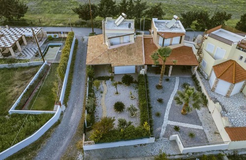 Gennadi House | Palmview Villa One minute on foot away from an almost private beach!